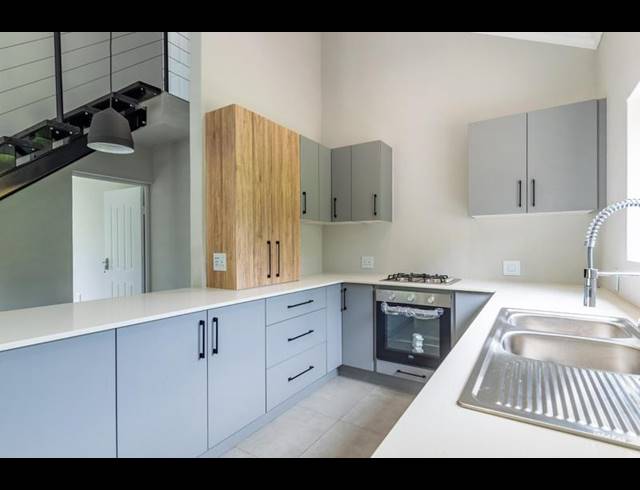 4 BEDROOM TOWNHOUSE FOR SALE IN WORLD'S VIEW